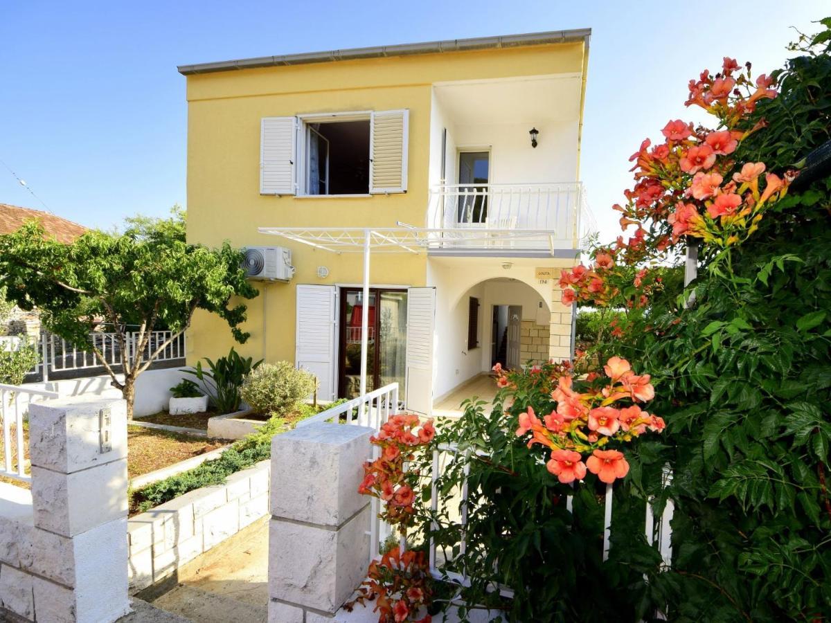 Holiday Home Lolita By Interhome Racisce Exterior photo